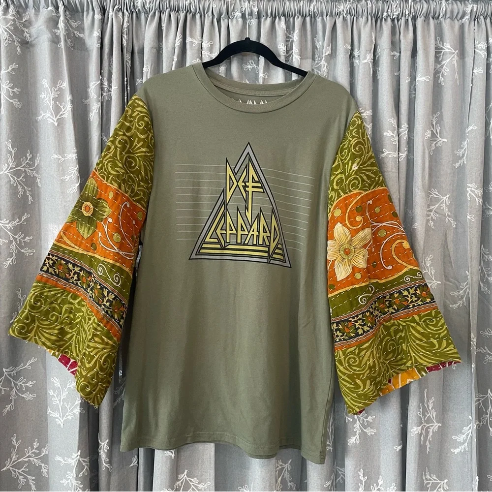 Def Leppard Upcycled Tee with Kantha Sleeves Boho Hippie Festival - Picture 2 of 3